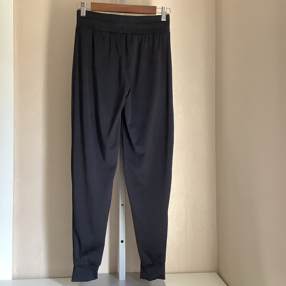 Under Armour Women’s Jogger Pants Size XS - Picture 4 of 7